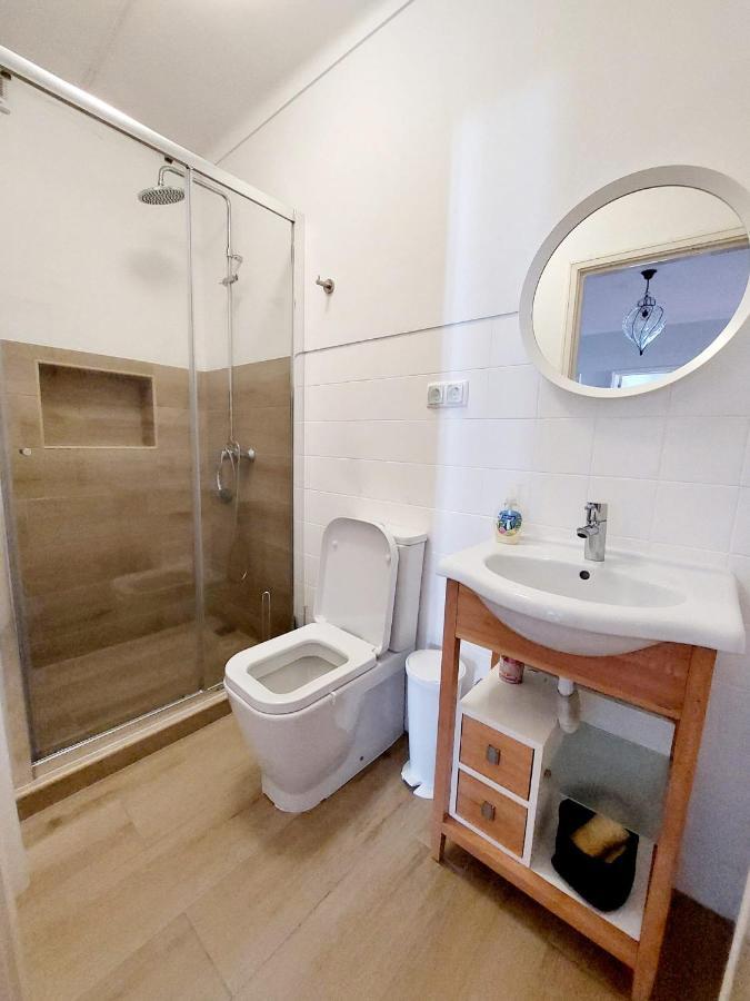 Charme Apartment Center Angra do Heroísmo Екстериор снимка