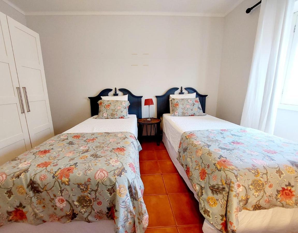 Charme Apartment Center Angra do Heroísmo Екстериор снимка