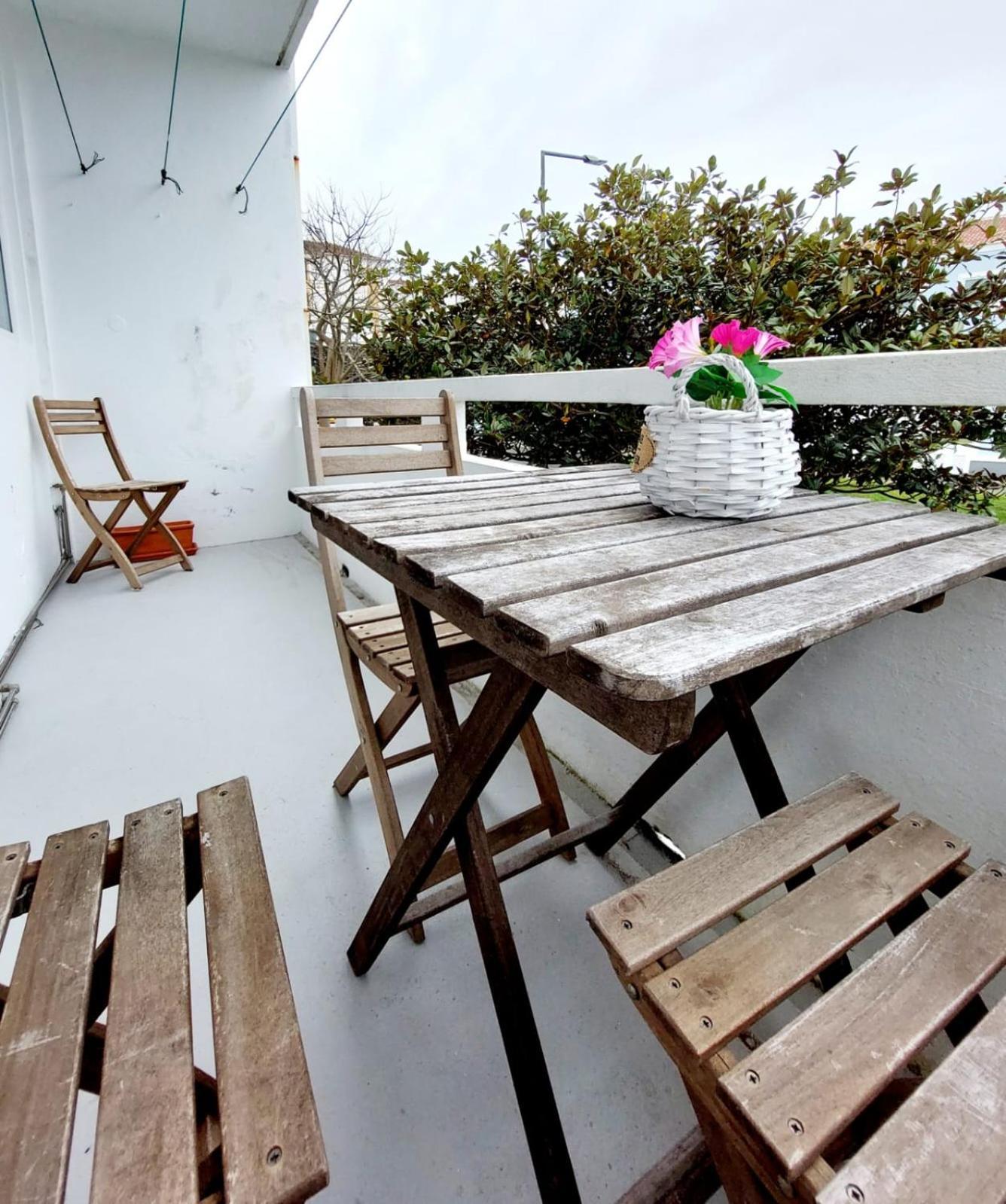 Charme Apartment Center Angra do Heroísmo Екстериор снимка
